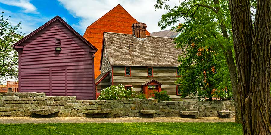 The Witch Memorial In Salem The Witch Memorial In Salem