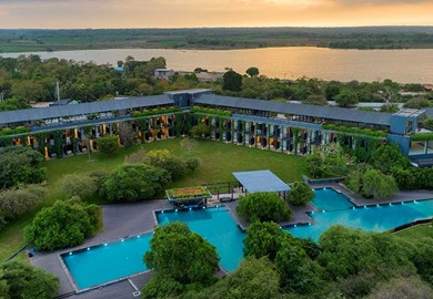 DoubleTree by Hilton Weerawila Rajawarna Resort, Weerwila